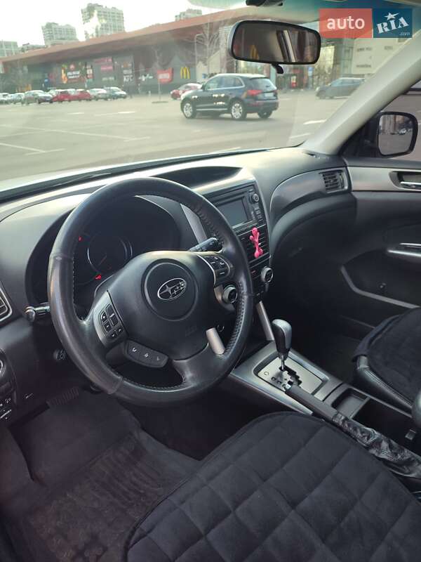 Внедорожник / Кроссовер Subaru Forester 2011 в Киеве