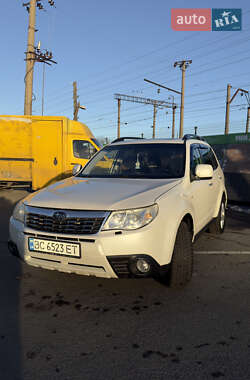 Позашляховик / Кросовер Subaru Forester 2010 в Стрию