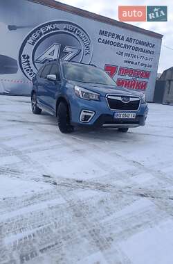 Внедорожник / Кроссовер Subaru Forester 2021 в Хмельницком