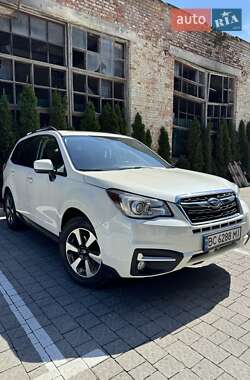 Позашляховик / Кросовер Subaru Forester 2016 в Львові