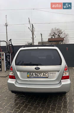 Внедорожник / Кроссовер Subaru Forester 2006 в 