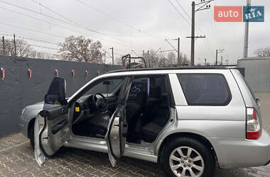 Внедорожник / Кроссовер Subaru Forester 2006 в 