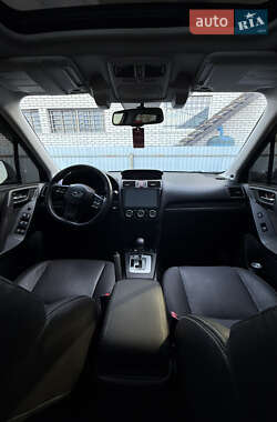 Внедорожник / Кроссовер Subaru Forester 2013 в Долине