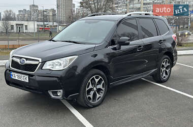 Позашляховик / Кросовер Subaru Forester 2015 в Києві