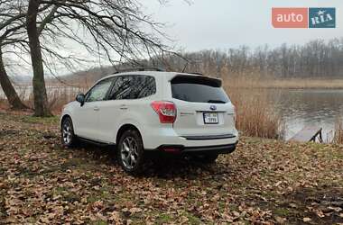 Внедорожник / Кроссовер Subaru Forester 2014 в 