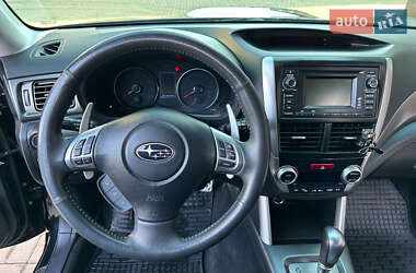 Внедорожник / Кроссовер Subaru Forester 2011 в 