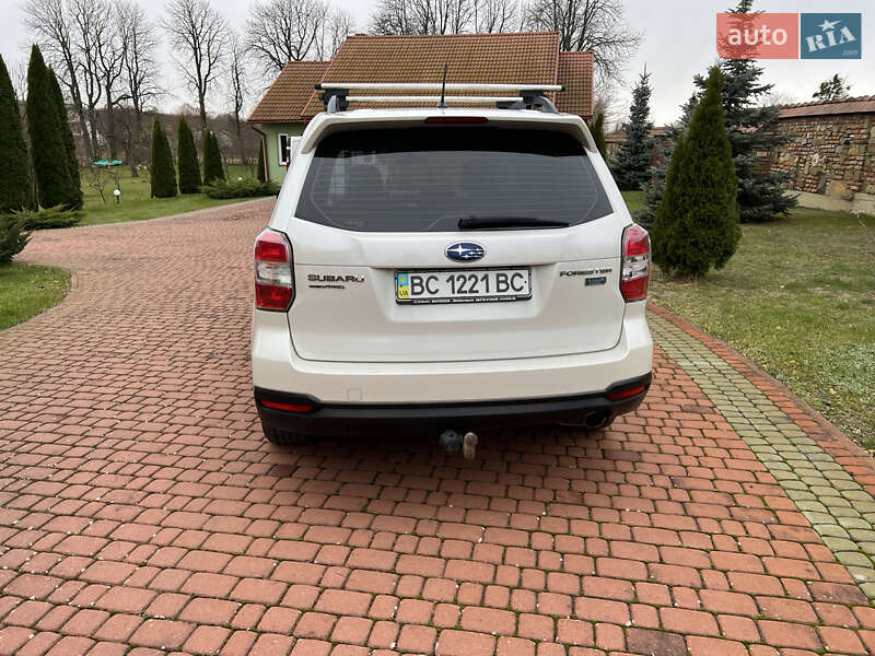 Внедорожник / Кроссовер Subaru Forester 2013 в Мостиске