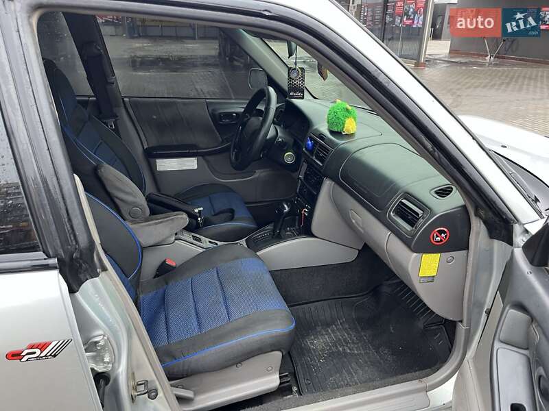 Позашляховик / Кросовер Subaru Forester 2001 в Олександрії