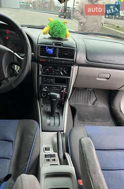 Позашляховик / Кросовер Subaru Forester 2001 в 