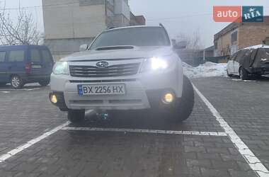 Внедорожник / Кроссовер Subaru Forester 2010 в Староконстантинове