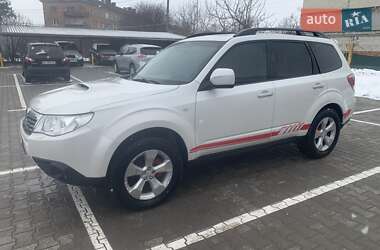 Внедорожник / Кроссовер Subaru Forester 2010 в Староконстантинове