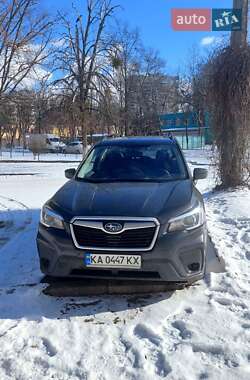 Позашляховик / Кросовер Subaru Forester 2019 в Києві