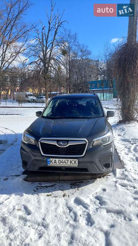 Внедорожник / Кроссовер Subaru Forester 2019 в Киеве