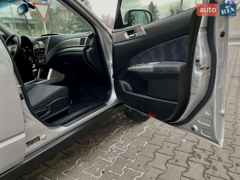 Внедорожник / Кроссовер Subaru Forester 2009 в Виннице