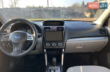 Внедорожник / Кроссовер Subaru Forester 2014 в 