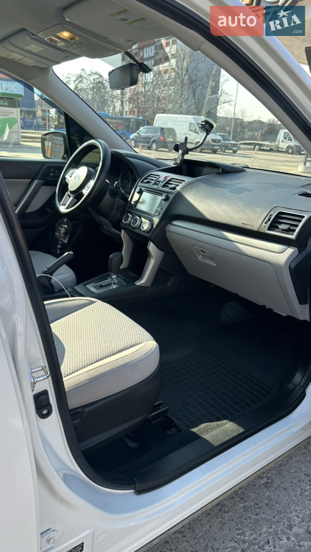 2017 Subaru Forester - мініатюра 5