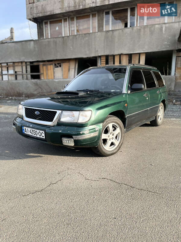 Позашляховик / Кросовер Subaru Forester 1998 в Києві