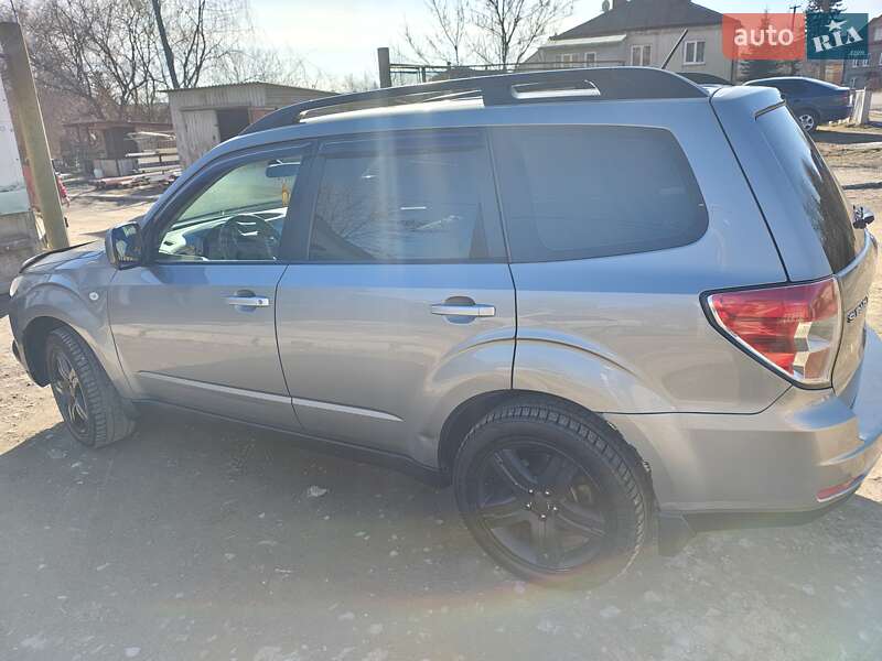 Позашляховик / Кросовер Subaru Forester 2008 в Львові
