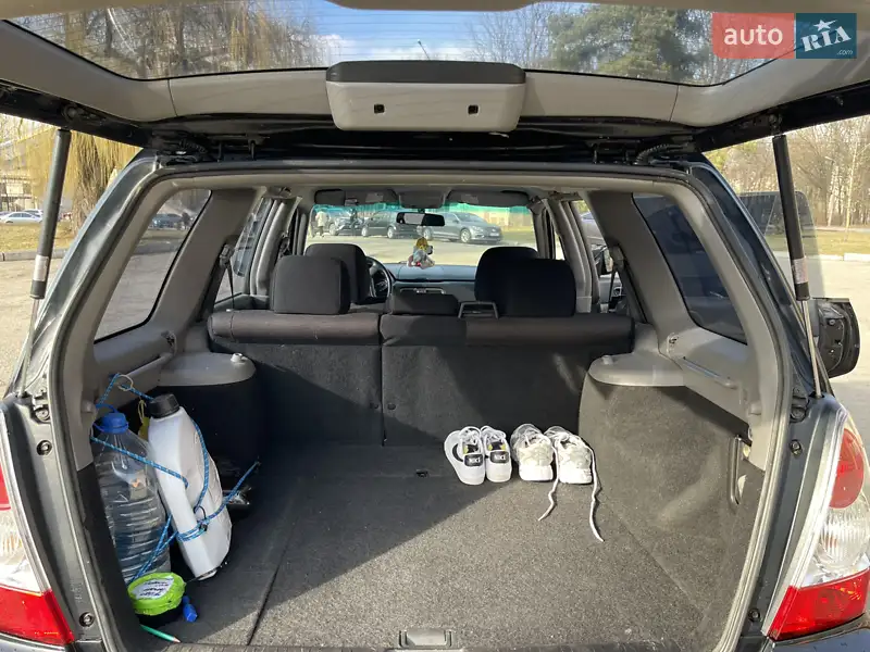 Позашляховик / Кросовер Subaru Forester 2006 в 