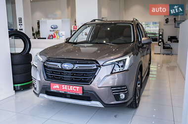 Внедорожник / Кроссовер Subaru Forester 2021 в Киеве