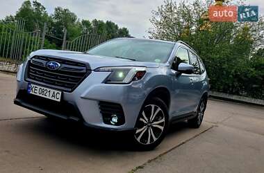 Позашляховик / Кросовер Subaru Forester 2022 в Дніпрі