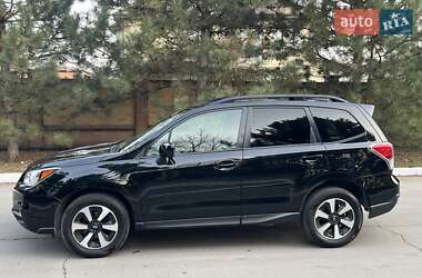 Внедорожник / Кроссовер Subaru Forester 2017 в Днепре