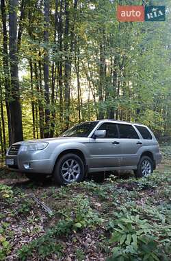 Внедорожник / Кроссовер Subaru Forester 2006 в Сторожинце