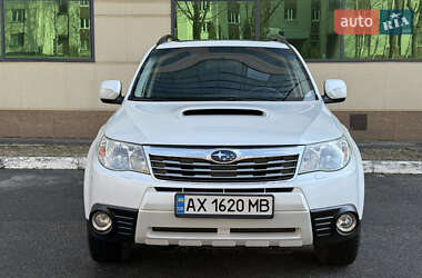 Позашляховик / Кросовер Subaru Forester 2009 в Харкові