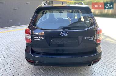 Внедорожник / Кроссовер Subaru Forester 2014 в 