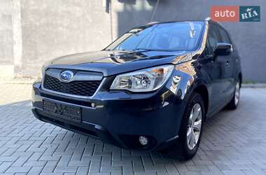Внедорожник / Кроссовер Subaru Forester 2014 в 