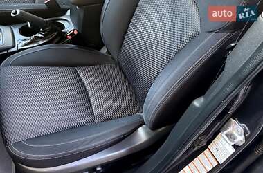 Внедорожник / Кроссовер Subaru Forester 2014 в 