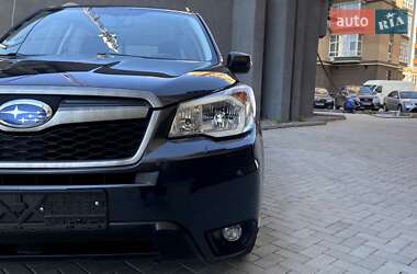 Внедорожник / Кроссовер Subaru Forester 2014 в 