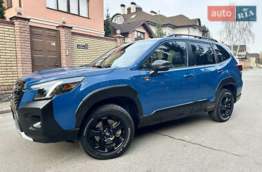 Внедорожник / Кроссовер Subaru Forester 2022 в 