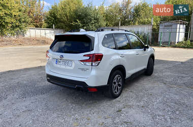 Внедорожник / Кроссовер Subaru Forester 2022 в 