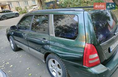 Внедорожник / Кроссовер Subaru Forester 2004 в 
