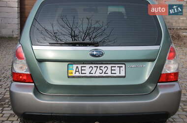 Внедорожник / Кроссовер Subaru Forester 2006 в 