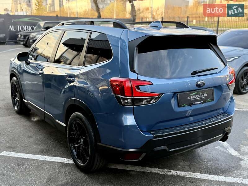 Позашляховик / Кросовер Subaru Forester 2020 в Києві