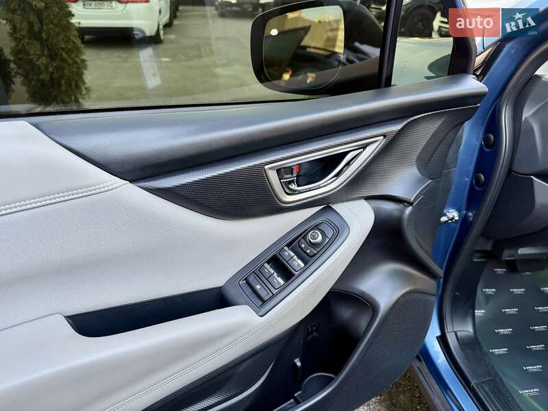 Позашляховик / Кросовер Subaru Forester 2020 в Києві