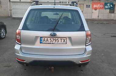 Внедорожник / Кроссовер Subaru Forester 2008 в 