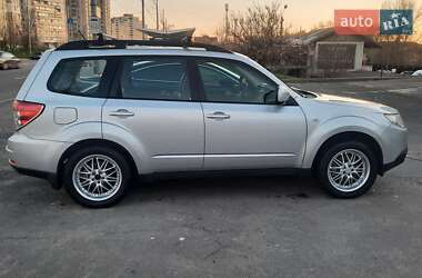 Внедорожник / Кроссовер Subaru Forester 2008 в 