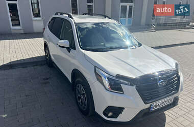 Внедорожник / Кроссовер Subaru Forester 2022 в 