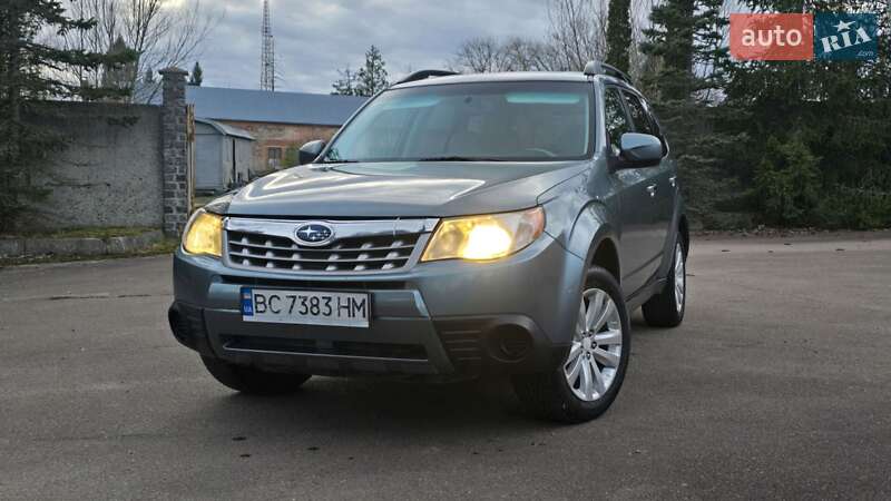 Позашляховик / Кросовер Subaru Forester 2011 в Трускавці