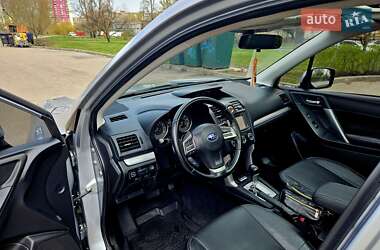 Внедорожник / Кроссовер Subaru Forester 2013 в 