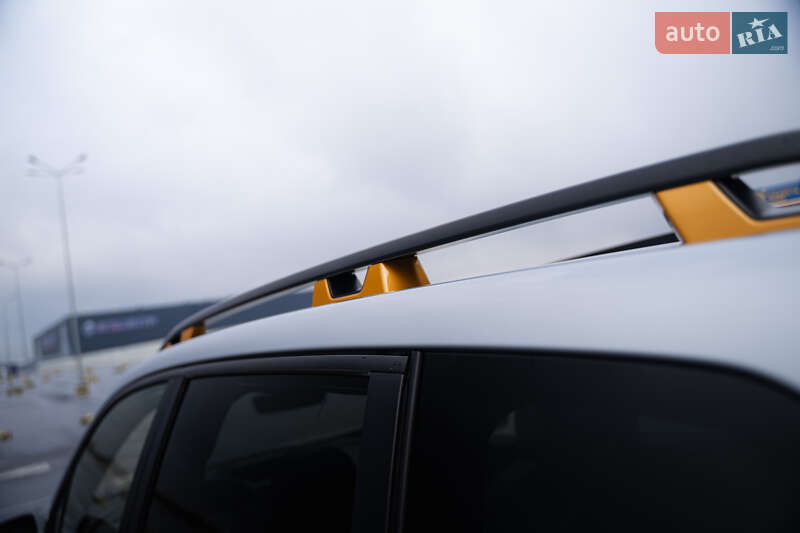 Позашляховик / Кросовер Subaru Forester 2023 в Львові