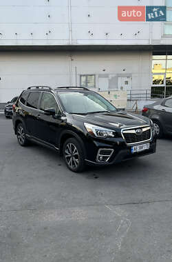 Позашляховик / Кросовер Subaru Forester 2019 в 