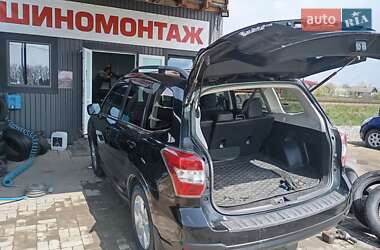 Внедорожник / Кроссовер Subaru Forester 2014 в 