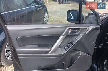 Внедорожник / Кроссовер Subaru Forester 2014 в 