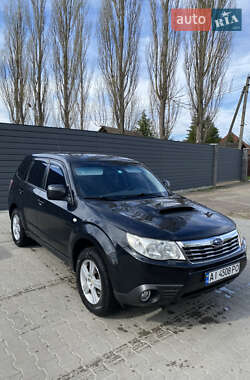 Внедорожник / Кроссовер Subaru Forester 2009 в 