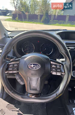 Внедорожник / Кроссовер Subaru Forester 2013 в 