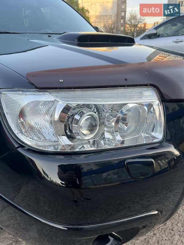 Позашляховик / Кросовер Subaru Forester 2006 в Чернігові